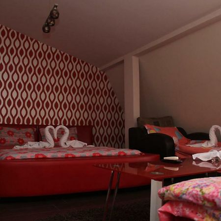 Villa Piano&Bar Охрид Екстериор снимка