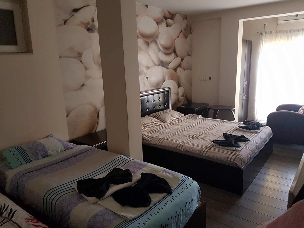 Villa Piano&Bar Охрид Екстериор снимка