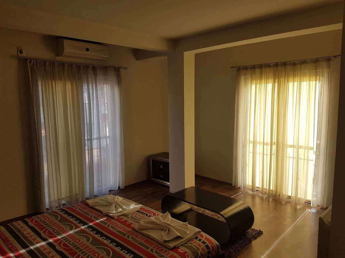 Villa Piano&Bar Охрид Екстериор снимка