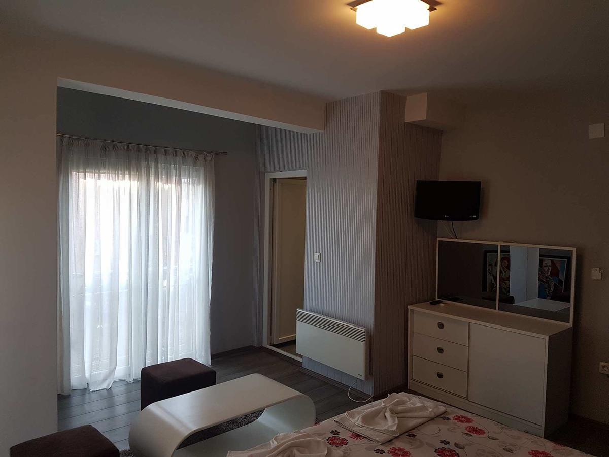 Villa Piano&Bar Охрид Екстериор снимка
