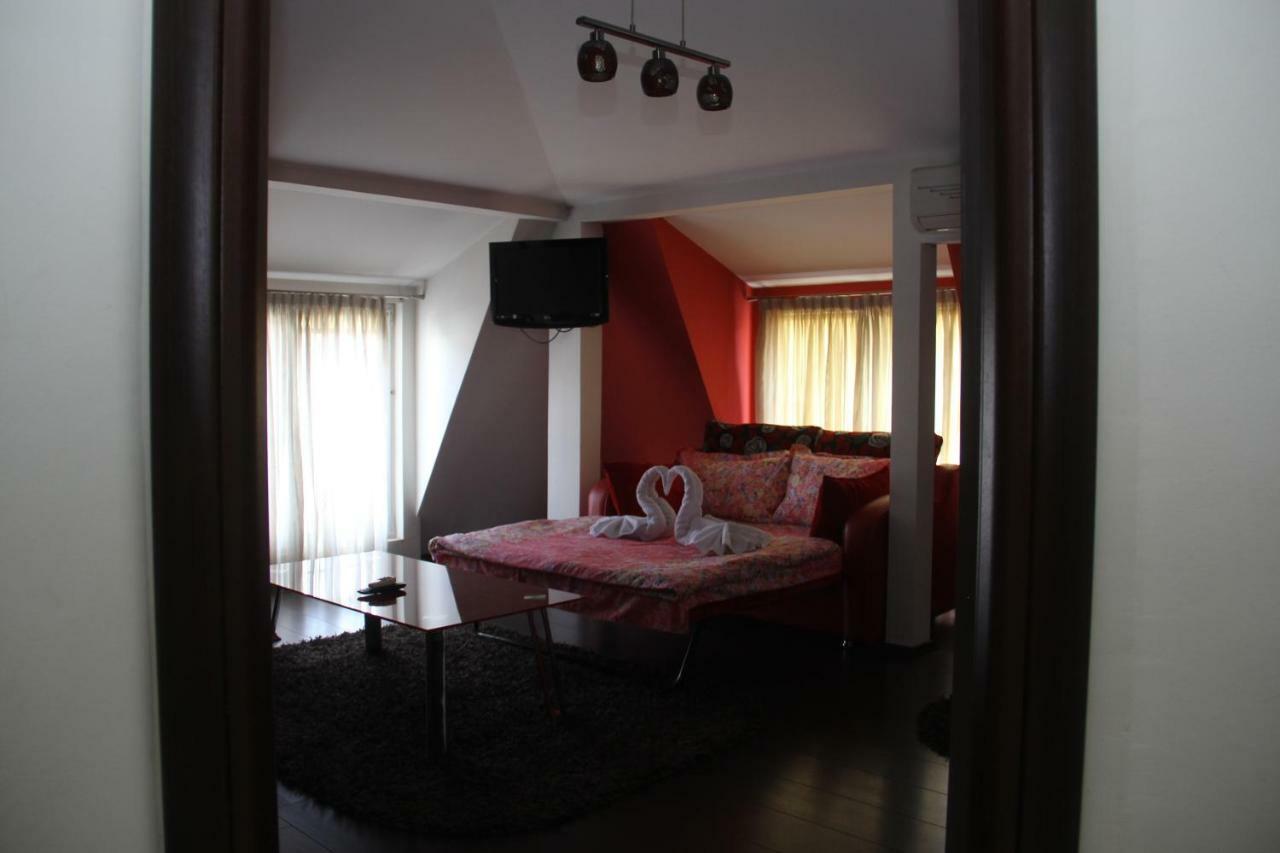 Villa Piano&Bar Охрид Екстериор снимка